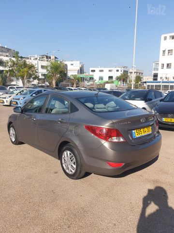 יונדאי אקסנט i25