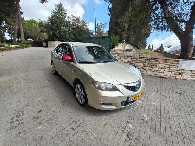 מאזדה 3