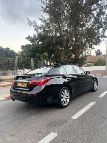 אינפיניטי Q50