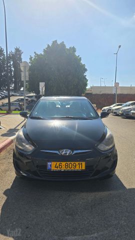 יונדאי אקסנט i25