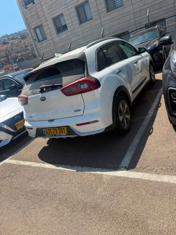 קיה נירו