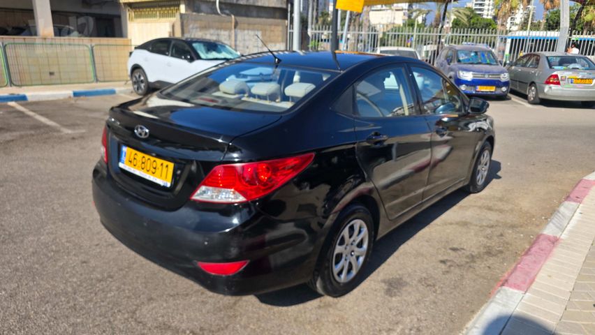 יונדאי אקסנט i25