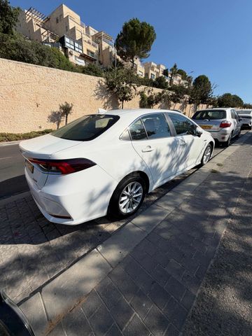 מודעת רכב טויוטה קורולה