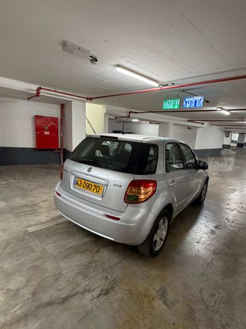 סוזוקי SX4