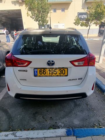 מודעת רכב טויוטה אוריס 1