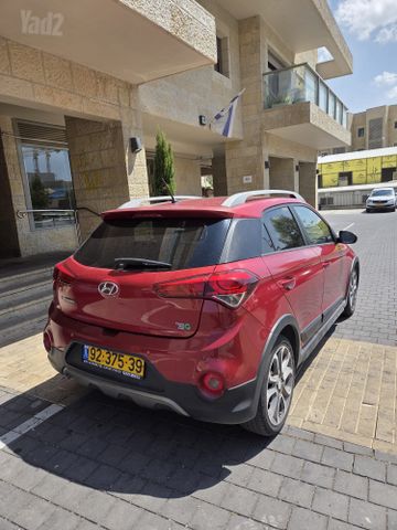 יונדאי I20 קרוס