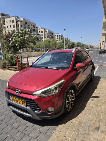 יונדאי I20 קרוס
