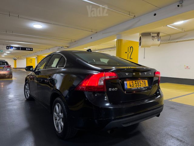 וולוו S60