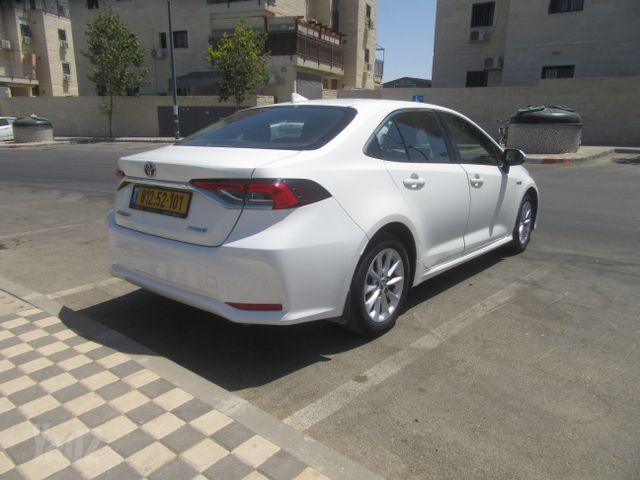 טויוטה קורולה