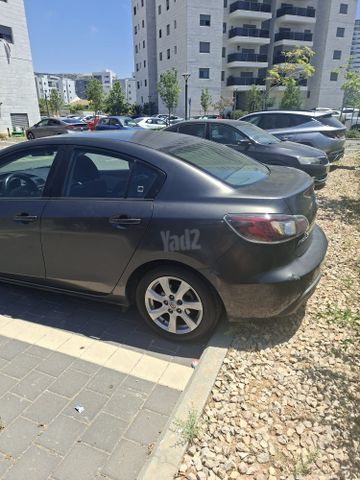 מאזדה 3