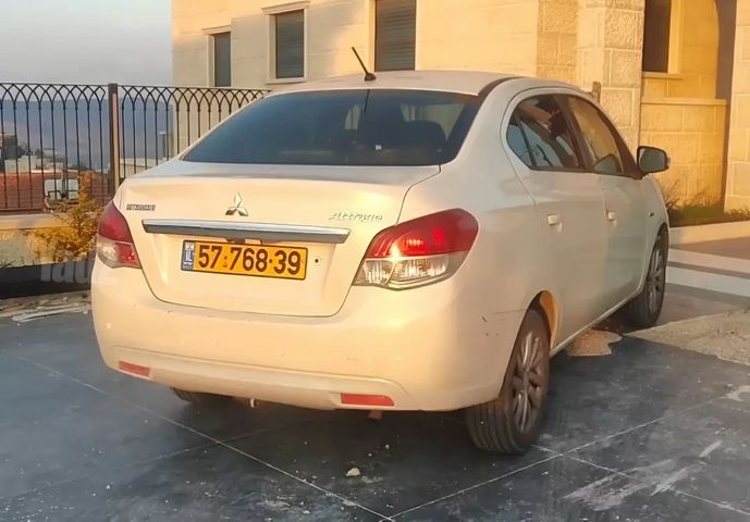 מודעת רכב מיצובישי אטראז'