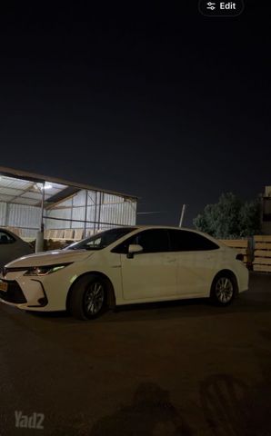 טויוטה קורולה