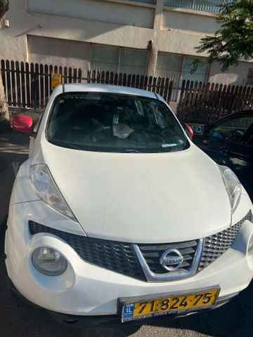 ניסאן ג'וק