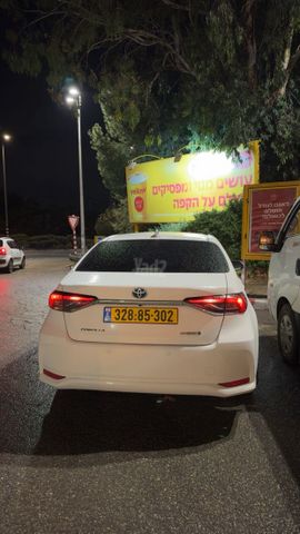 טויוטה קורולה
