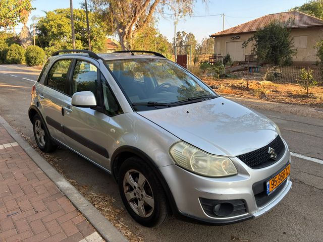 סוזוקי SX4