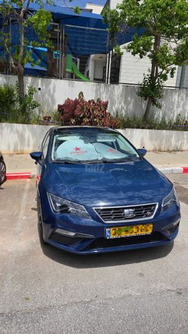 מודעת רכב סיאט לאון