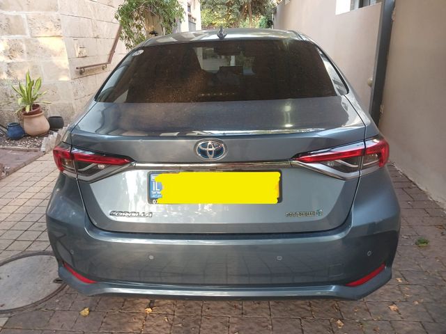 טויוטה קורולה