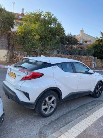 טויוטה C-HR