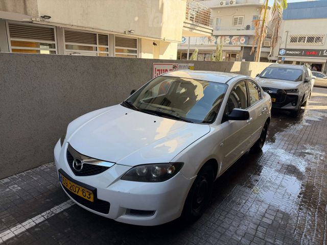 מאזדה 3