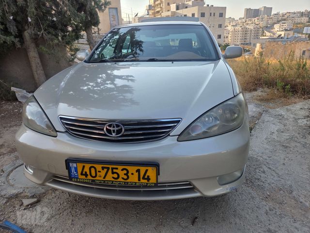 טויוטה קאמרי