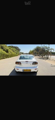 מאזדה 3