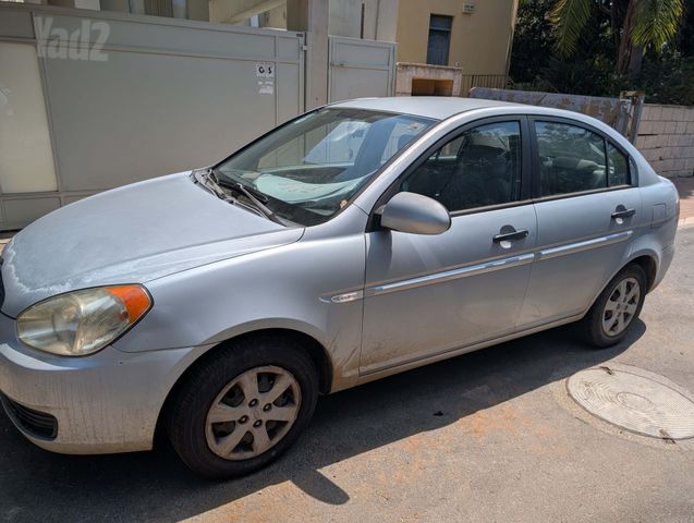 יונדאי אקסנט i25