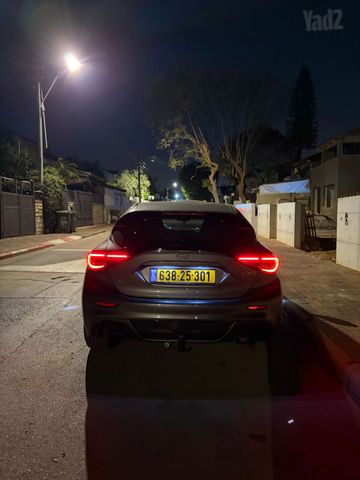 מודעת רכב אינפיניטי Q30