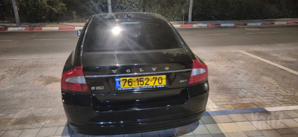 וולוו S80