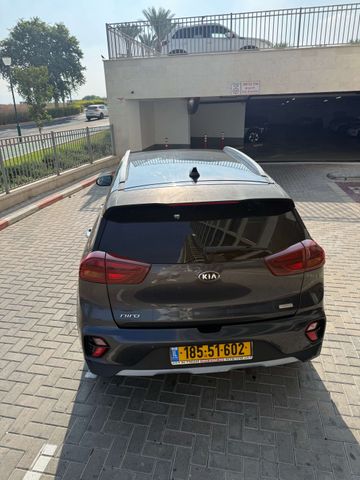 קיה נירו