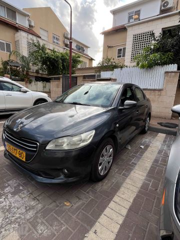 מודעת רכב פיג'ו 301