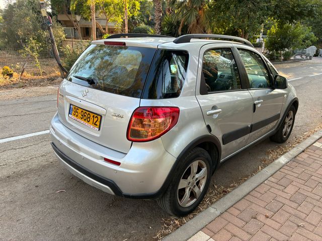 סוזוקי SX4