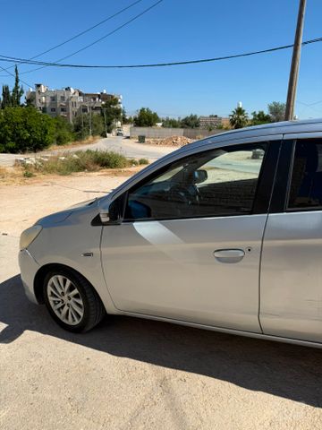 מיצובישי אטראז'