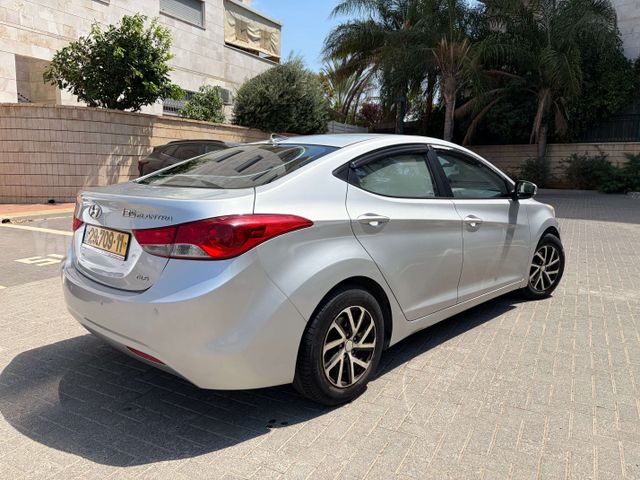 יונדאי I35