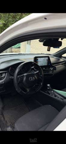 טויוטה C-HR
