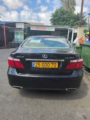 לקסוס LS