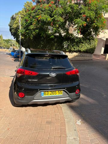 יונדאי I20 קרוס