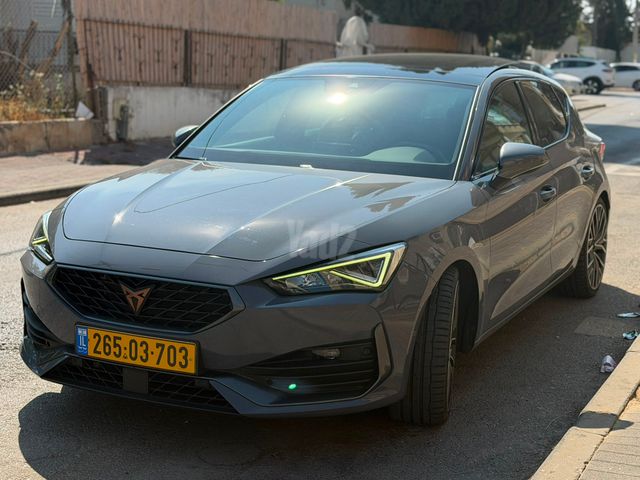 קופרה לאון