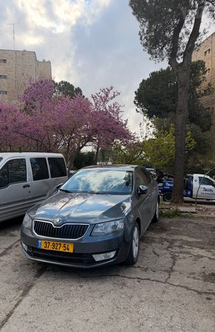 סקודה אוקטביה