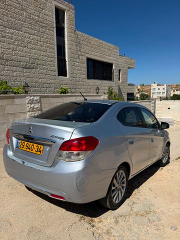 מיצובישי אטראז'