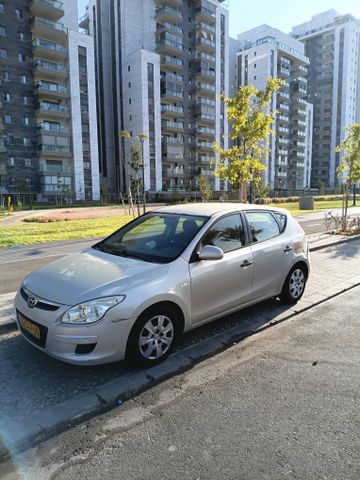 יונדאי i30
