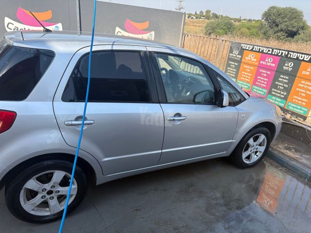 סוזוקי SX4