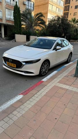 מאזדה 3