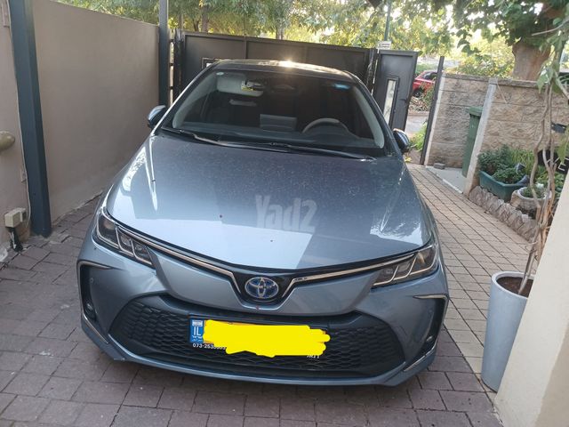 טויוטה קורולה