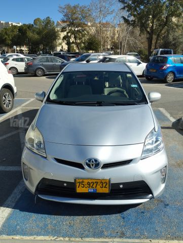 מודעת רכב טויוטה פריוס