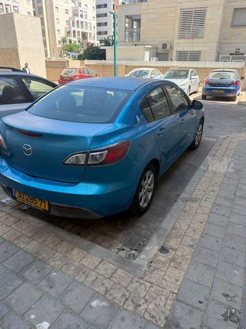 מאזדה 3