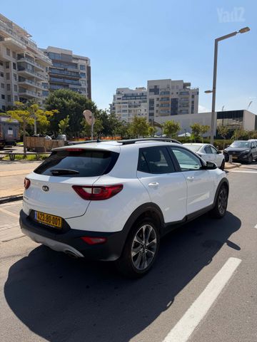 קיה סטוניק