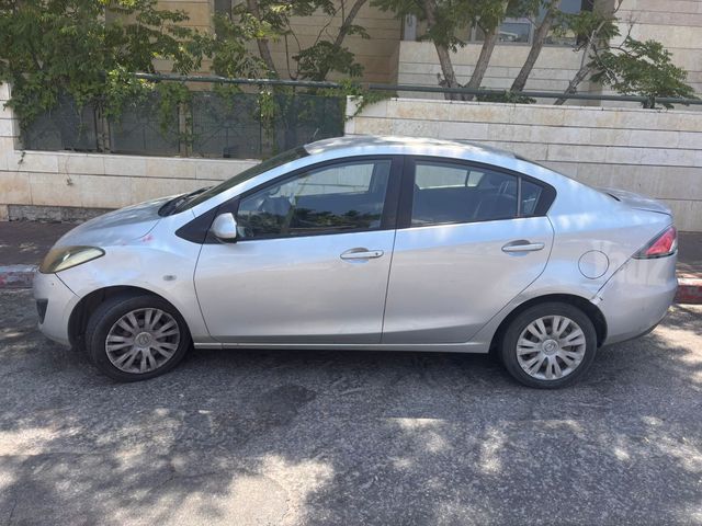 מאזדה 2