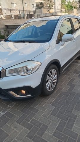 סוזוקי קרוסאובר