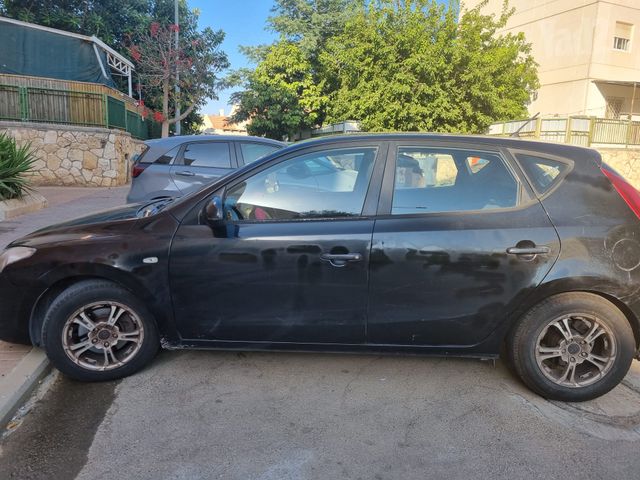 יונדאי i30