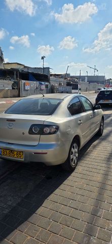 מאזדה 3